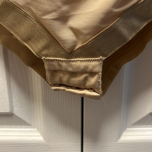 brand new shapewear - Picture 4 of 9